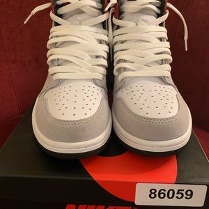 Air Jordan 1 Retro High OG
USA 8.5 Euro 42 UK 7.5 cm 26.5